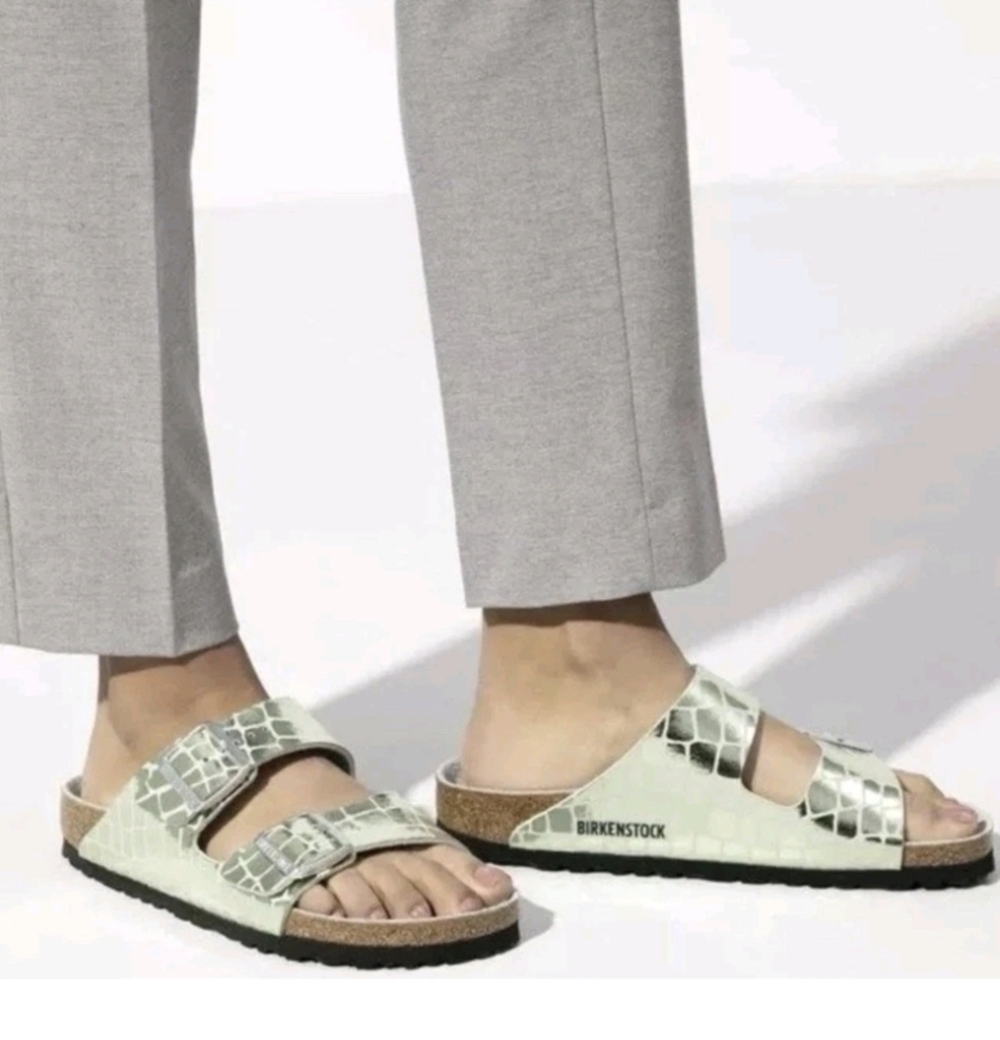 Birkenstock Arizona Gator Gleam Metallic Green Sandals Mules Women’s Size 9 40